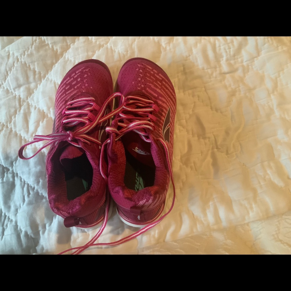 Womens Altra torin running shoe